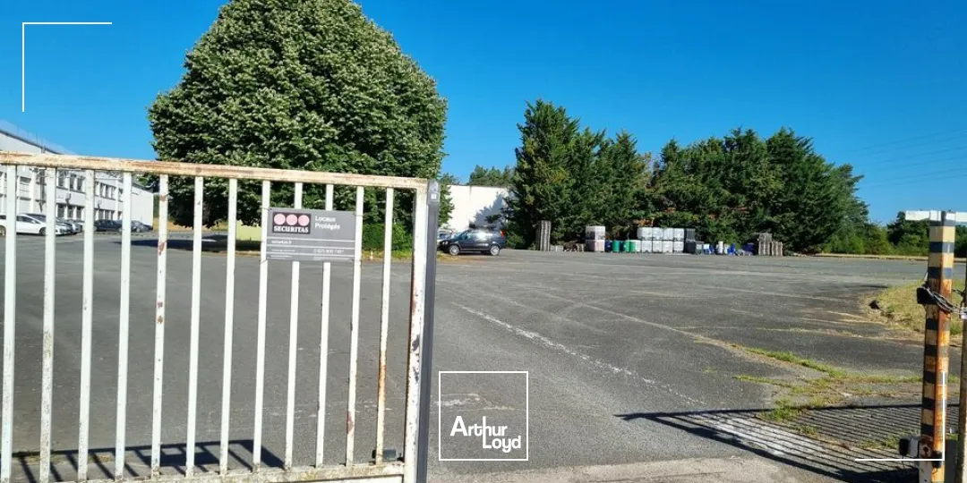 Locaux d'activité & Entrepôts - Location - DISSAY - 86130 - 240-240 - 7947545