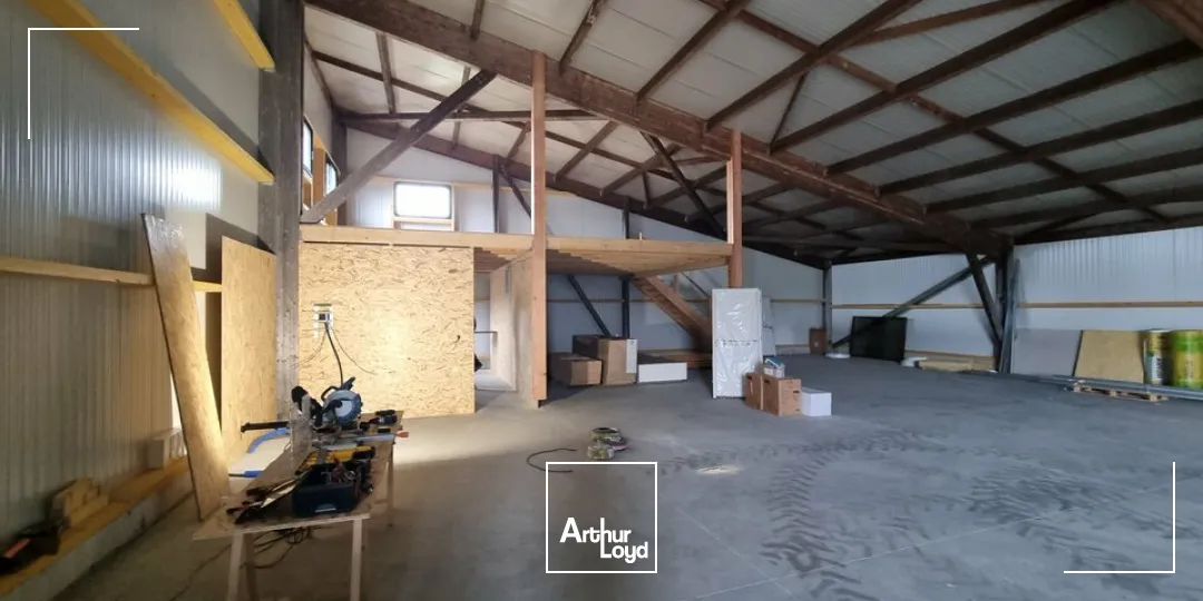 Locaux d'activité & Entrepôts - Location - CHAUVIGNY - 86300 - 672-672 - 7947554