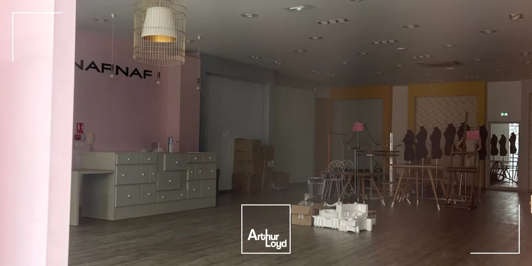 Locaux commerciaux - Location - SAINT QUENTIN - 02100 - 227.35-227.35 - 7947603