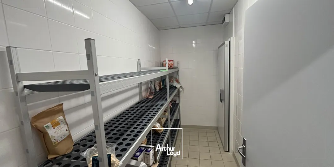 Locaux commerciaux - Location - BORDEAUX - 33300 - 180-180 - 7947766