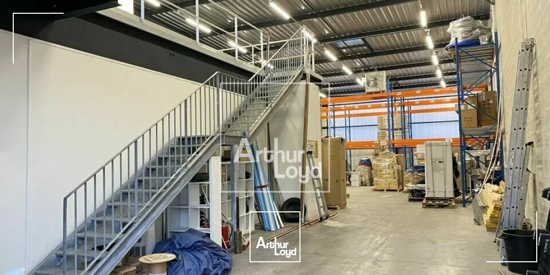 Locaux d'activité & Entrepôts - Location - LE COUDRAY MONTCEAUX - 91830 - 436-876 - 7949733