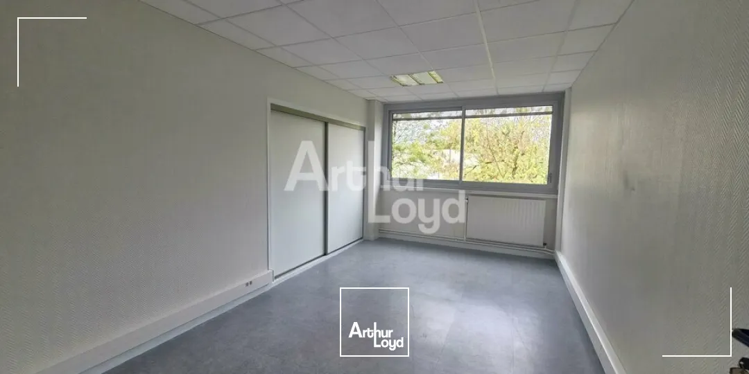 Bureaux - Location - BEAUCOUZÉ - 49070 - 98-98 - 7949769