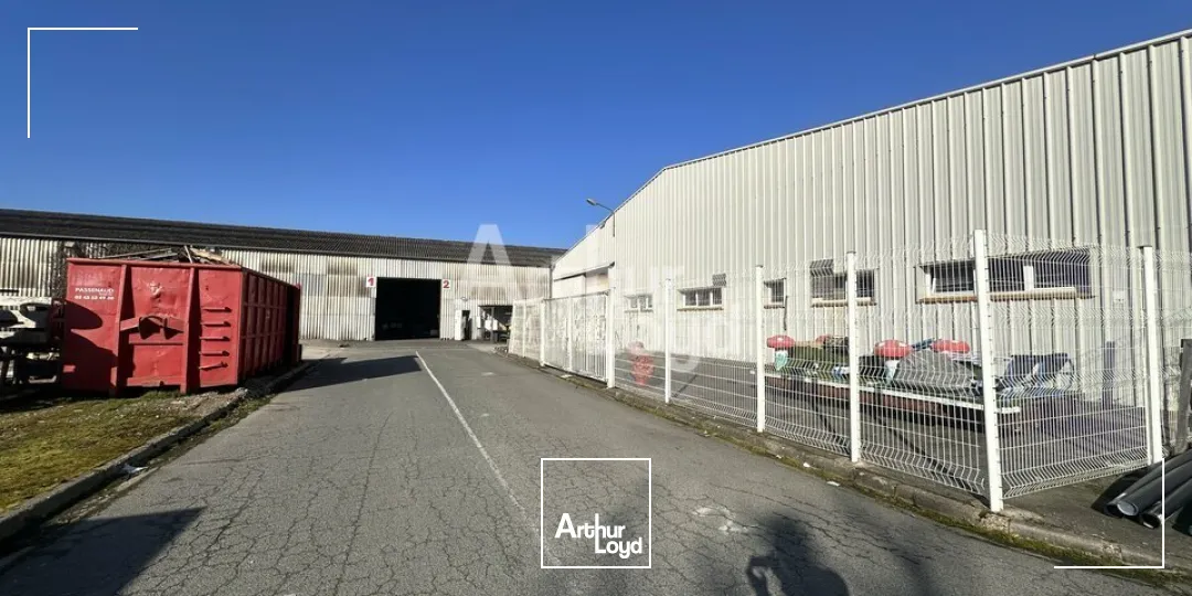 Locaux d'activité & Entrepôts - Vente - LAVAL - 53000 - 5115-5115 - 7949780