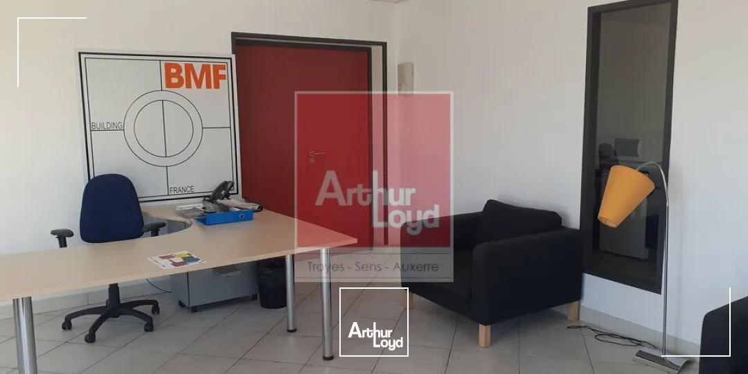 Locaux d'activité & Entrepôts - Location - SAINTE SAVINE - 10300 - 580-580 - 7949799