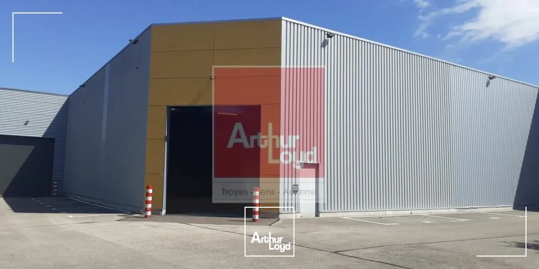 Locaux d'activité & Entrepôts - Location - SAINTE SAVINE - 10300 - 580-580 - 7949797