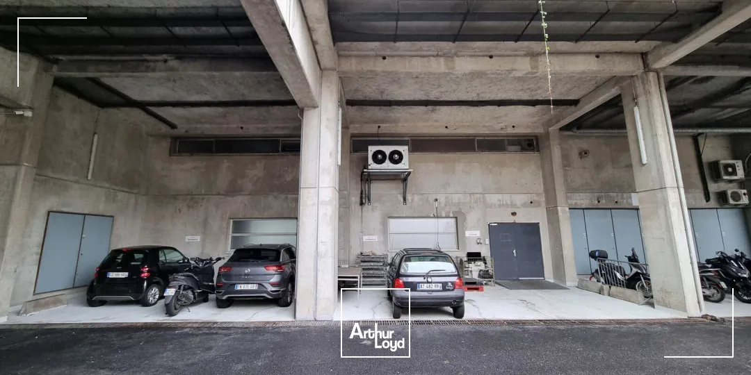Locaux d'activité & Entrepôts - Location - PARIS - 75015 - 245.34-2919.41 - 7950424