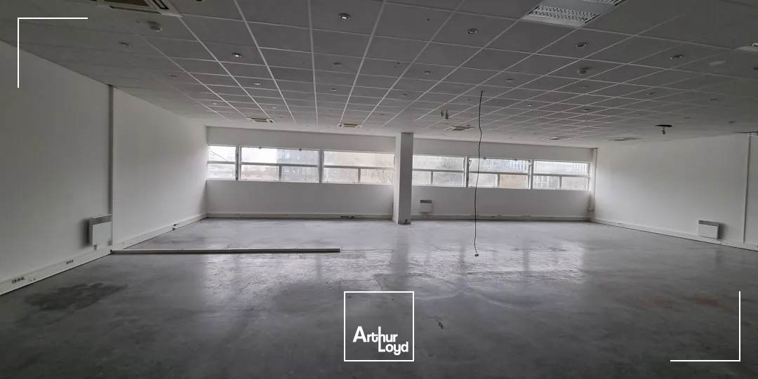 Locaux d'activité & Entrepôts - Location - PARIS - 75015 - 245.34-2919.41 - 7950411