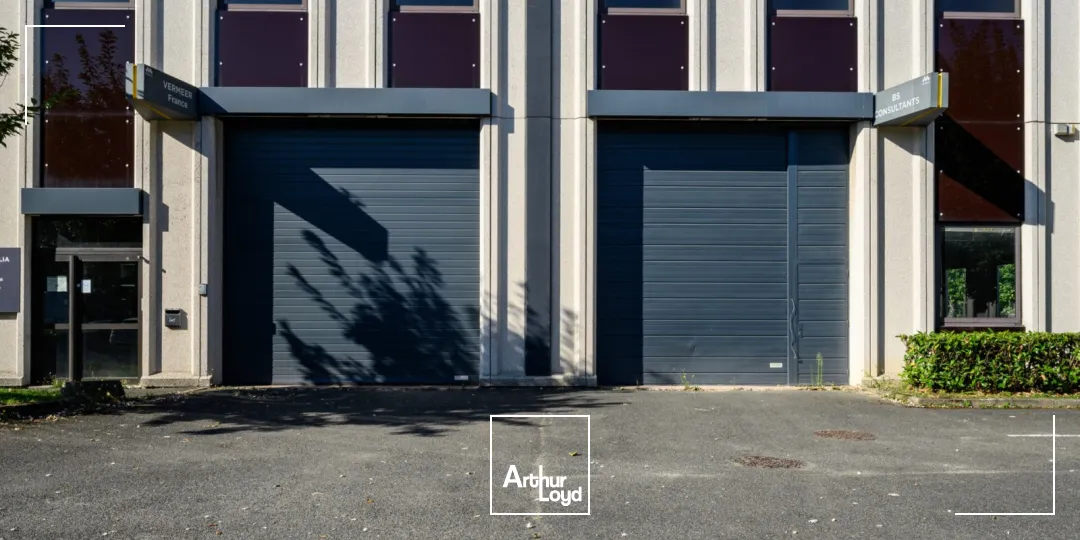 Locaux d'activité & Entrepôts - Location - VILLEBON SUR YVETTE - 91140 - 689-689 - 7950563