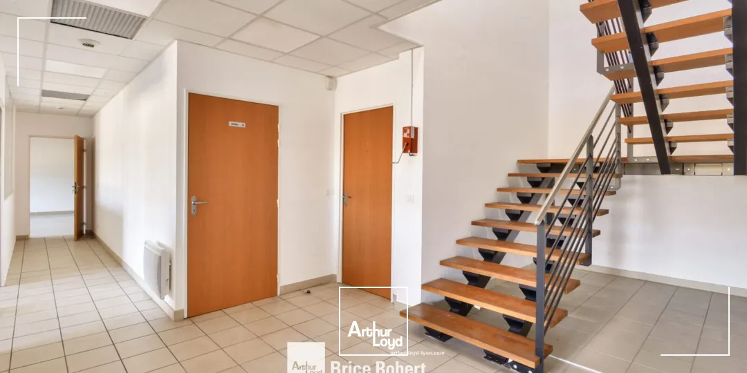 Locaux d'activité & Entrepôts - Location - SAINT PRIEST - 69800 - 1032-1032 - 7950817