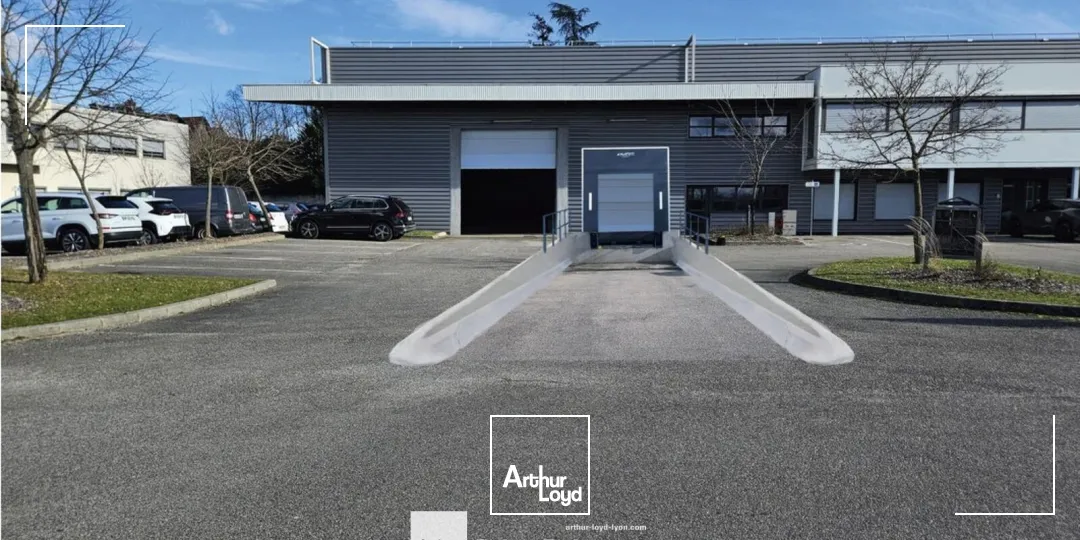 Locaux d'activité & Entrepôts - Location - SAINT PRIEST - 69800 - 1032-1032 - 7950820