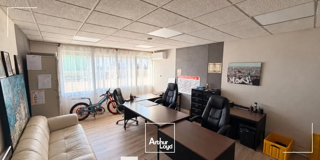 Locaux d'activité & Entrepôts - Location - VAULX EN VELIN - 69120 - 160-160 - 7950832