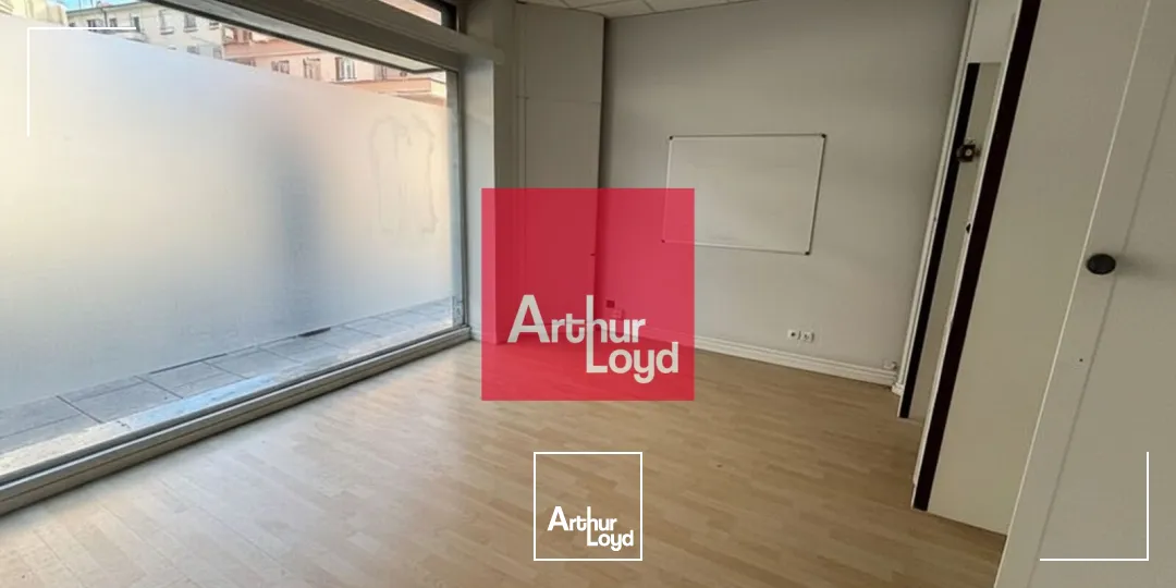 Locaux commerciaux - Location - GRENOBLE - 38100 - 107.8-107.8 - 7951283
