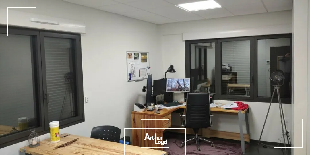Bureaux - Location - SAINT PANTALEON DE LARCHE - 19600 - 21.5-21.5 - 7951977