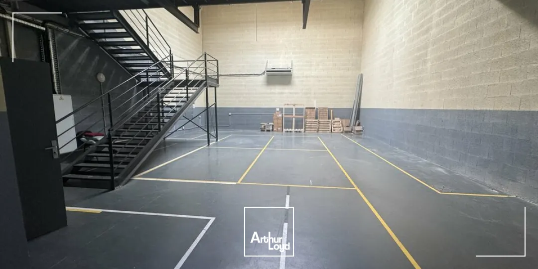 Locaux d'activité & Entrepôts - Vente - LA VILLE AUX DAMES - 37700 - 206-206 - 7952062