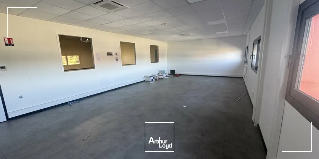 Locaux d'activité & Entrepôts - Vente - LA VILLE AUX DAMES - 37700 - 206-206 - 7952070
