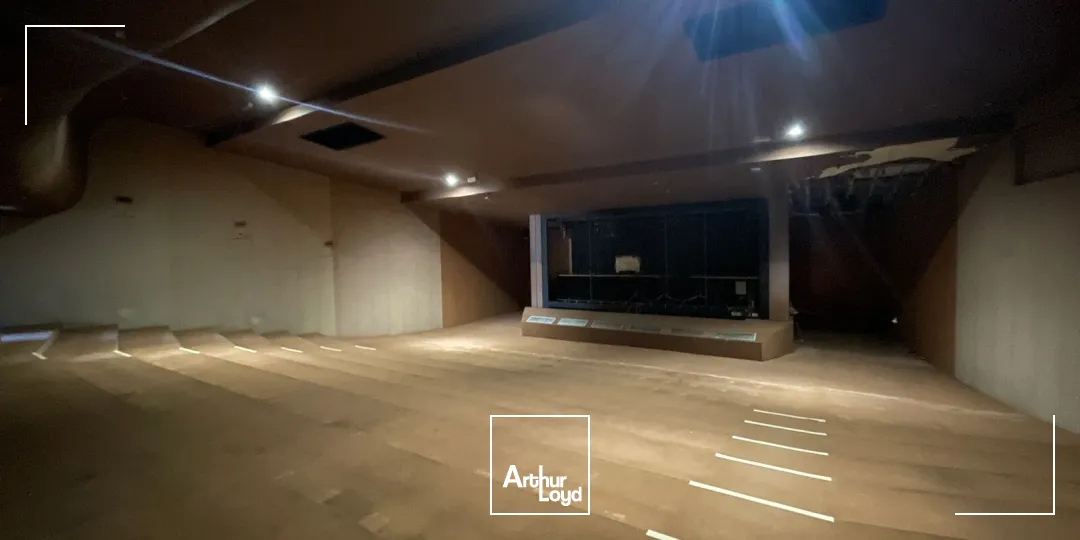 Locaux commerciaux - Vente - PONT AUDEMER - 27500 - 1200-1200 - 7952411