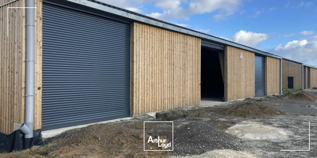 Locaux d'activité & Entrepôts - Location - HONFLEUR - 14600 - 180-180 - 7953015