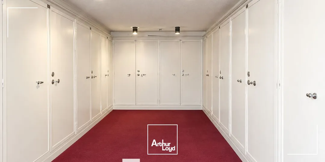 Locaux commerciaux - Location - LYON - 69003 - 137.6-137.6 - 7953774