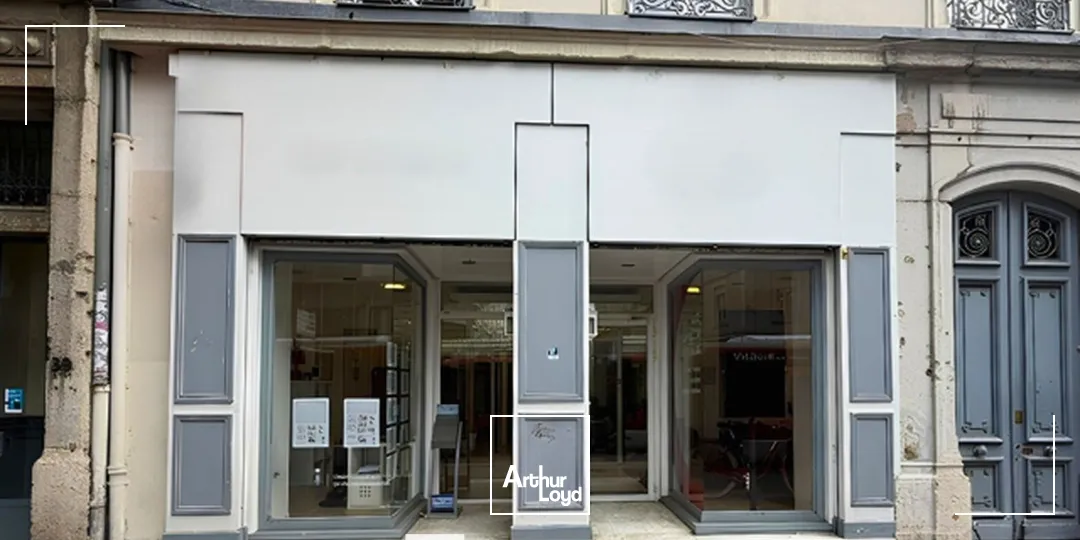 Locaux commerciaux - Location - LYON - 69003 - 137.6-137.6 - 7953771