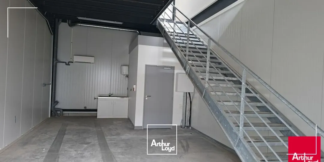 Locaux d'activité & Entrepôts - Location - LA CHAPELLE-SAINT-AUBIN - 72650 - 1035-1035 - 7953984