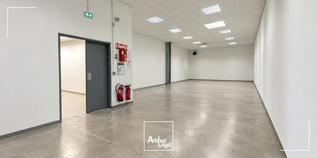 Locaux d'activité & Entrepôts - Location - CHAMBRAY LES TOURS - 37170 - 388-388 - 7954006