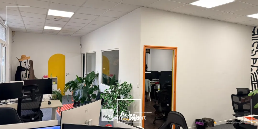Bureaux - Location - LYON - 69006 - 140-410 - 7954713
