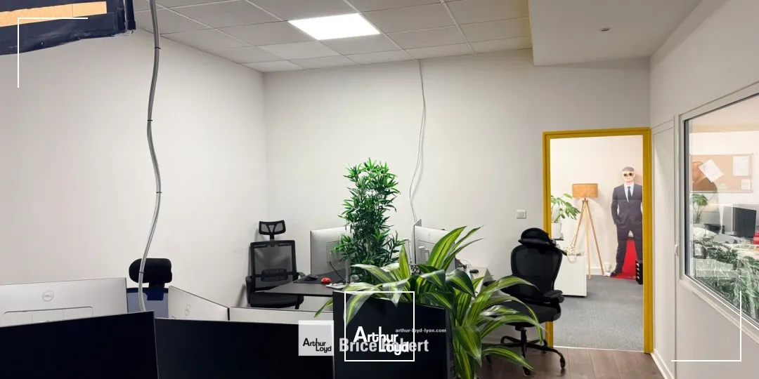 Bureaux - Location - LYON - 69006 - 140-410 - 7954715