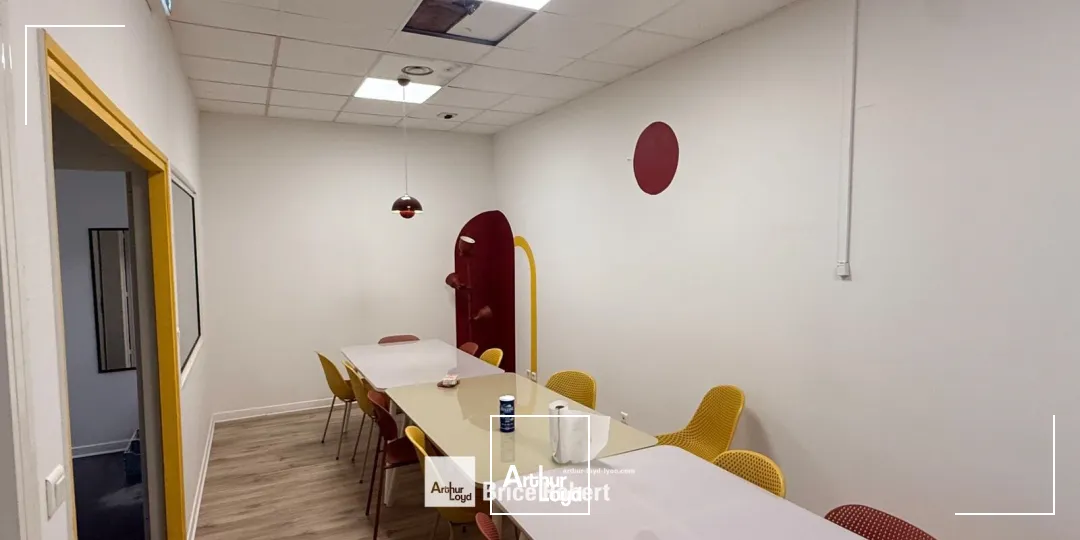 Bureaux - Location - LYON - 69006 - 140-410 - 7954716