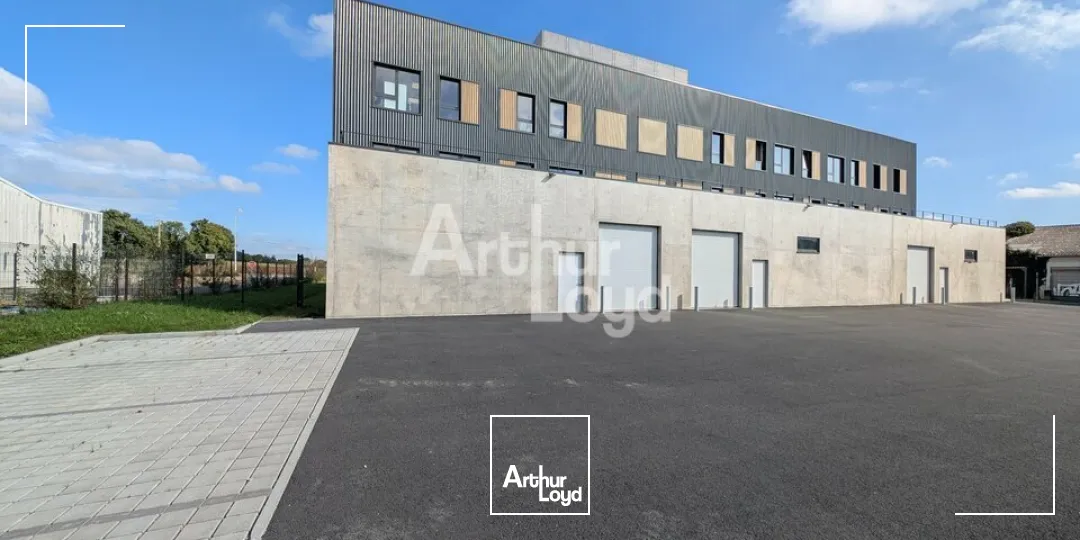 Locaux commerciaux - Location - LA MEZIERE - 35520 - 365-365 - 7956014