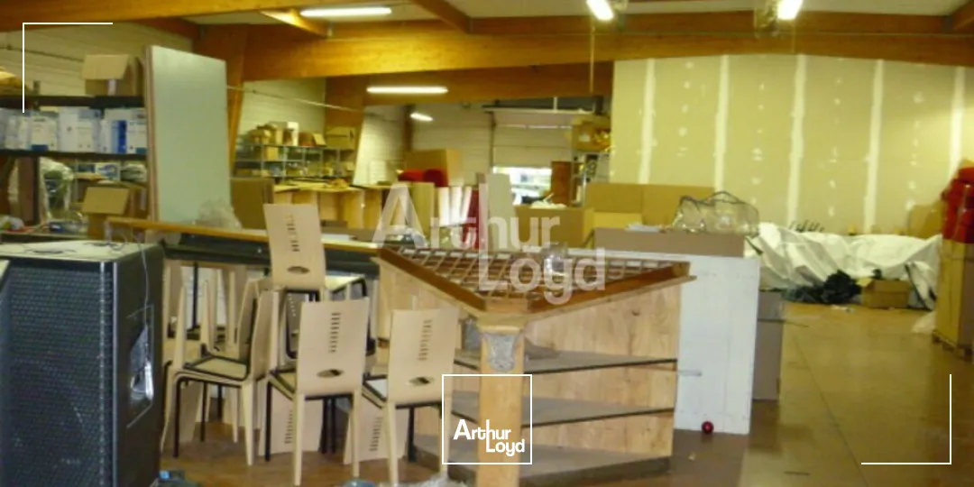 Locaux d'activité & Entrepôts - Location - LA CHAUSSEE SAINT VICTOR - 41260 - 127-682.5 - 7957129
