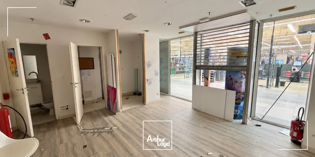 Locaux commerciaux - Location - MONTIVILLIERS - 76290 - 61-61 - 7957246