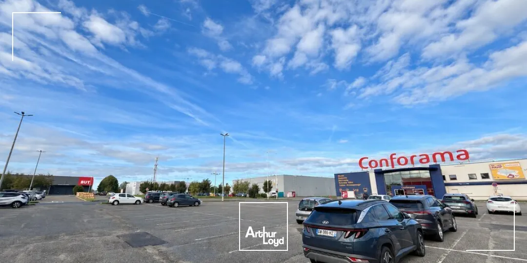 Locaux commerciaux - Location - GONFREVILLE-L'ORCHER - 76700 - 630-630 - 7957248