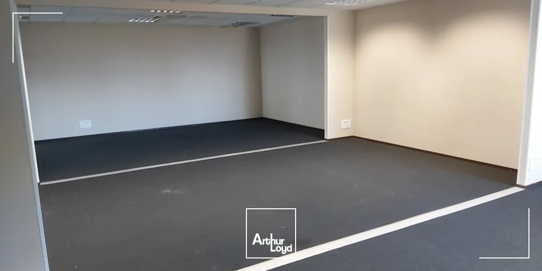Bureaux - Location - BRUGES - 33520 - 15-1012 - 7957436