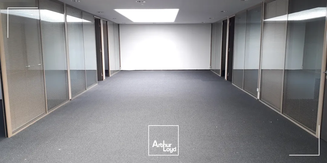 Bureaux - Location - BRUGES - 33520 - 15-1012 - 7957434