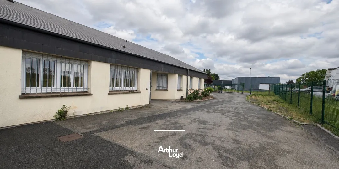 Locaux d'activité & Entrepôts - Vente - LA CHAPELLE SAINT MESMIN - 45380 - 400-400 - 7957555