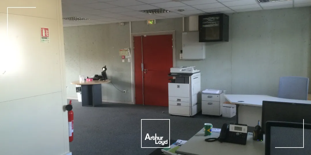 Bureaux - Location - SAINT SEBASTIEN SUR LOIRE - 44230 - 120-120 - 7957644