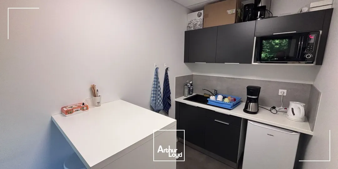 Locaux d'activité & Entrepôts - Location - SAINTE LUCE SUR LOIRE - 44980 - 827-827 - 7957680