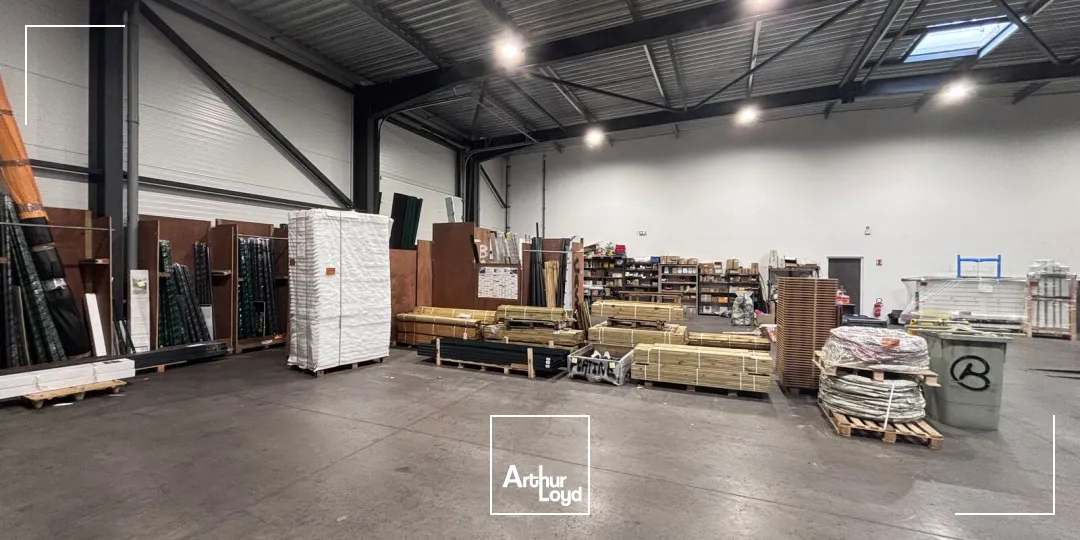 Locaux d'activité & Entrepôts - Location - SAINTE LUCE SUR LOIRE - 44980 - 827-827 - 7957677