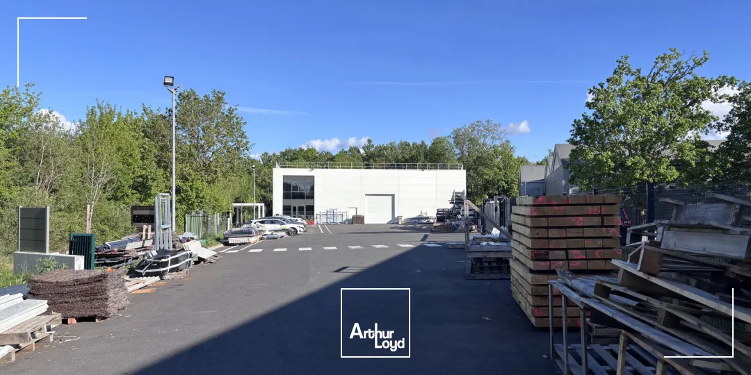Locaux d'activité & Entrepôts - Location - SAINTE LUCE SUR LOIRE - 44980 - 827-827 - 7957678