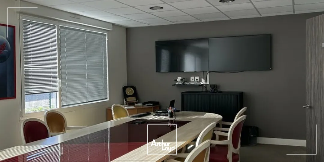 Bureaux - Vente - CHALLES-LES-EAUX - 73190 - 742-742 - 7957800