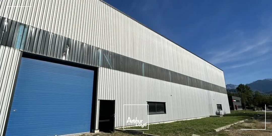 Locaux d'activité & Entrepôts - Location - SAINTE-HÉLÈNE-DU-LAC - 73800 - 1200-3200 - 7957811