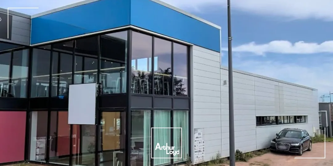 Locaux commerciaux - Location - RIORGES - 42153 - 130-670 - 7957930