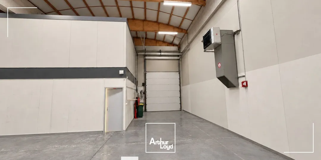 Locaux d'activité & Entrepôts - Location - DARDILLY - 69570 - 486-486 - 7958045