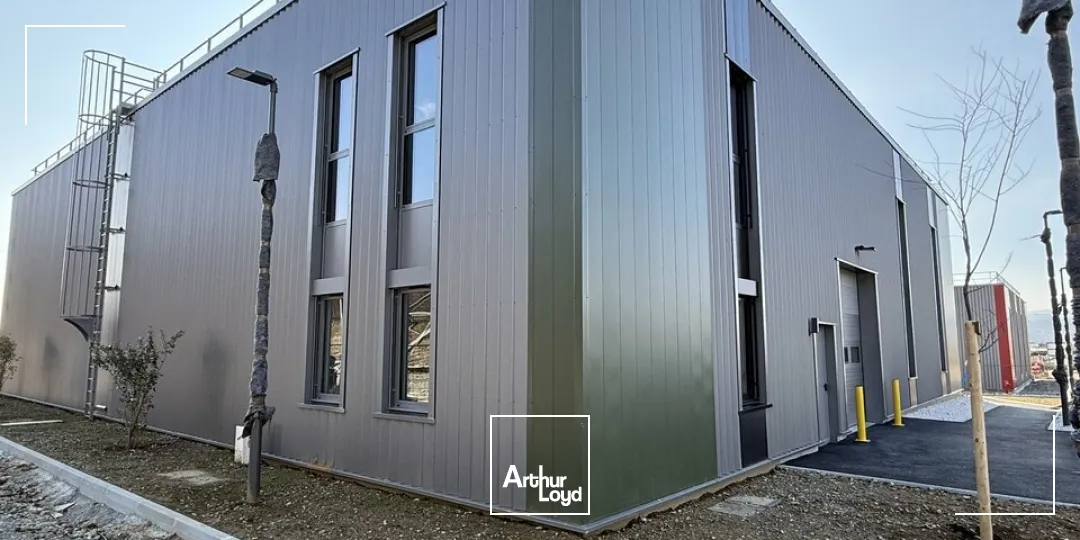 Locaux d'activité & Entrepôts - Location - VALENCE - 26000 - 360-360 - 7958153