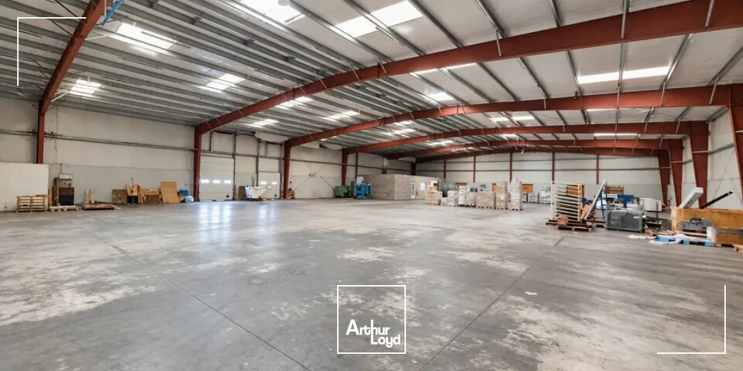 Locaux d'activité & Entrepôts - Vente - LIGUGÉ - 86240 - 1553-1553 - 7958268