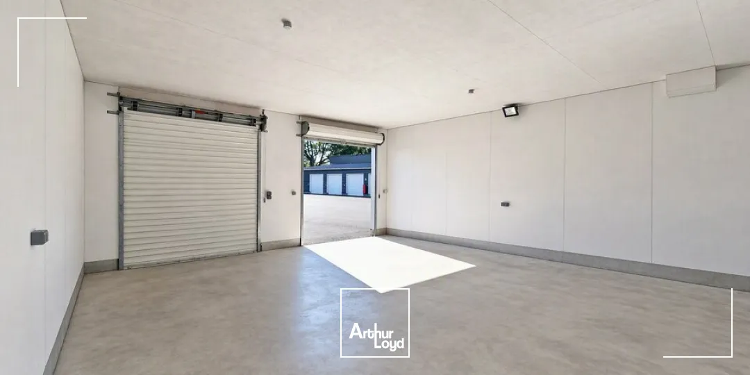 Locaux d'activité & Entrepôts - Location - POITIERS - 86000 - 56-56 - 7958276