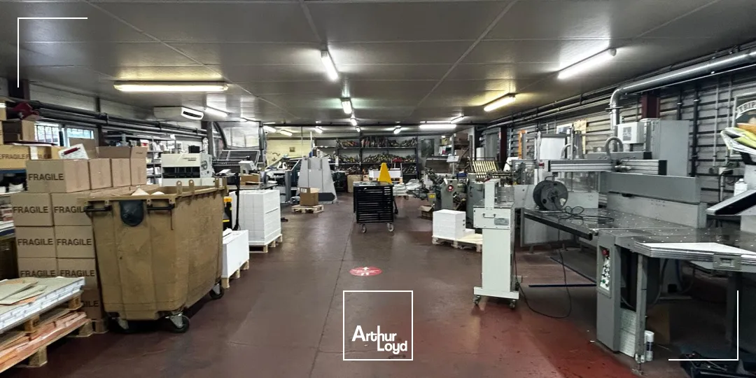 Locaux d'activité & Entrepôts - Location - LE HAILLAN - 33185 - 0-1490 - 7958508