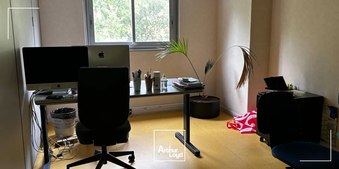 Locaux d'activité & Entrepôts - Location - LE HAILLAN - 33185 - 0-1490 - 7958511