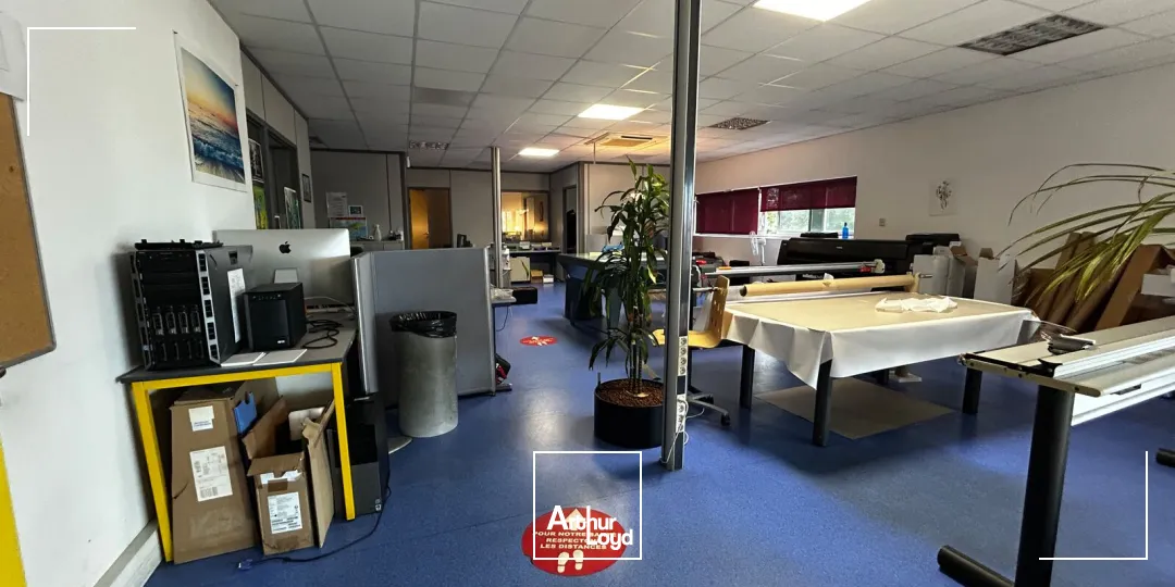 Bureaux - Location - LE HAILLAN - 33185 - 1490-1490 - 7958529