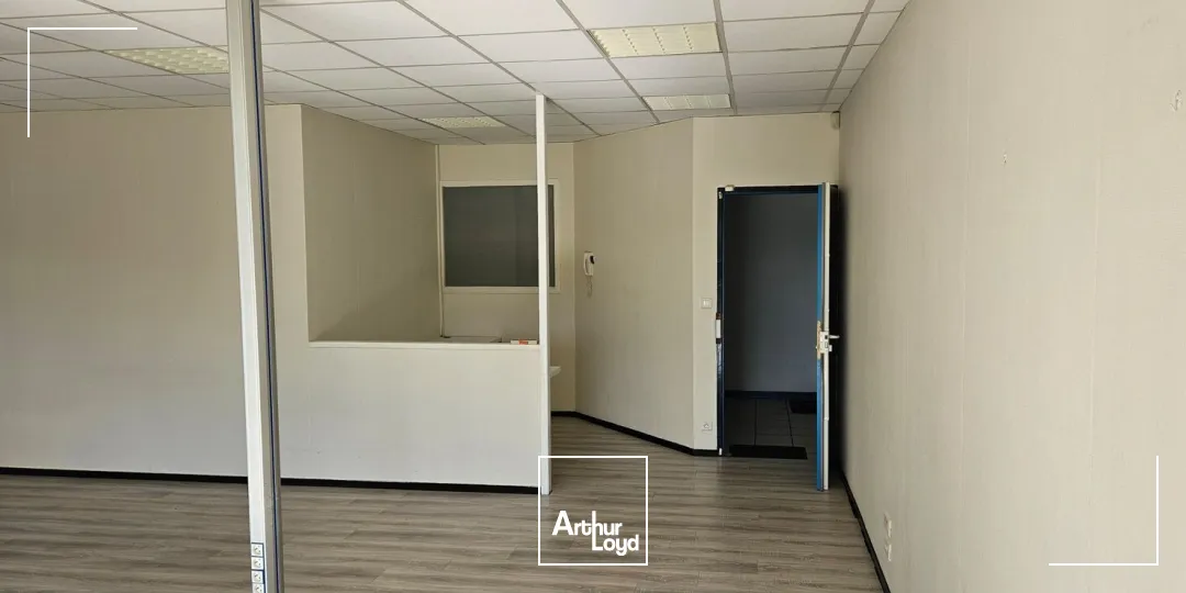 Bureaux - Location - FLOIRAC - 33270 - 80.32-80.32 - 7958538